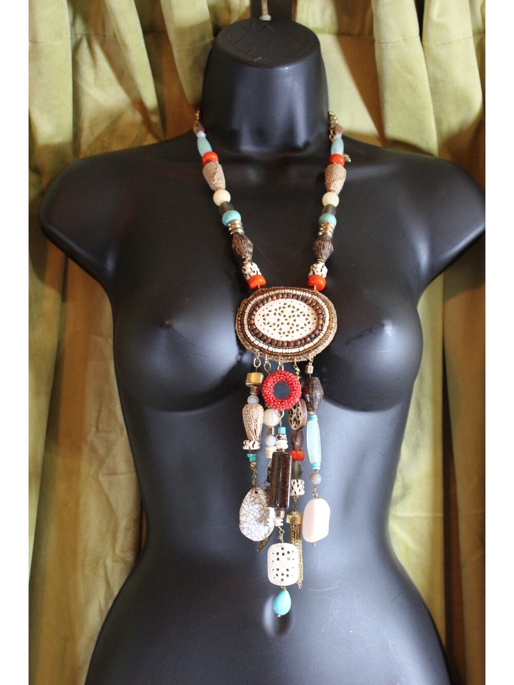 Handmade Beaded Necklace with adjustable chain